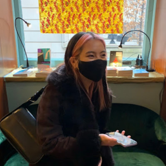 Meet your Posher, Sophie - Picture 1 of 1